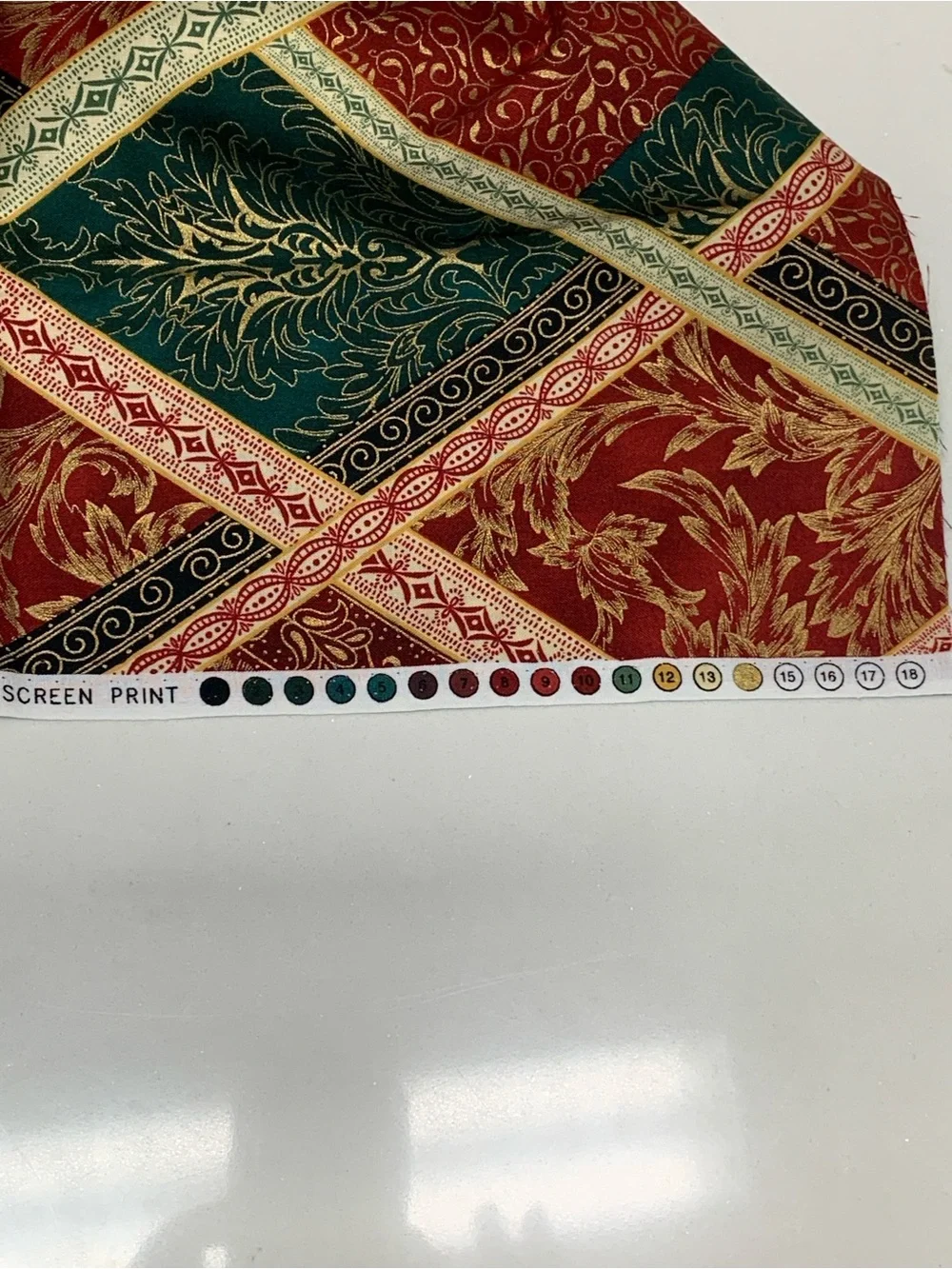 Hoffman California Fabrics Venetian Holiday Quilting Cotton Style E881 1 Yard